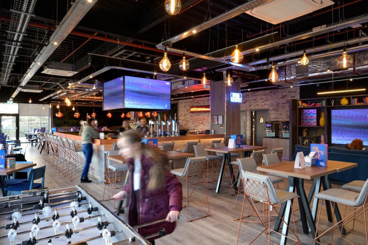 Village Hotel Southampton Eastleigh Ngoại thất bức ảnh