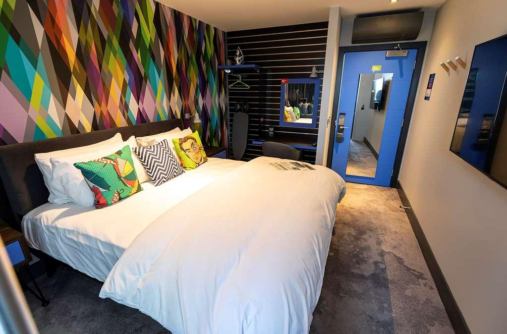 Village Hotel Southampton Eastleigh Phòng bức ảnh